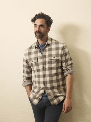 Legend? Sweater Shirt - Brown Oat Buffalo
