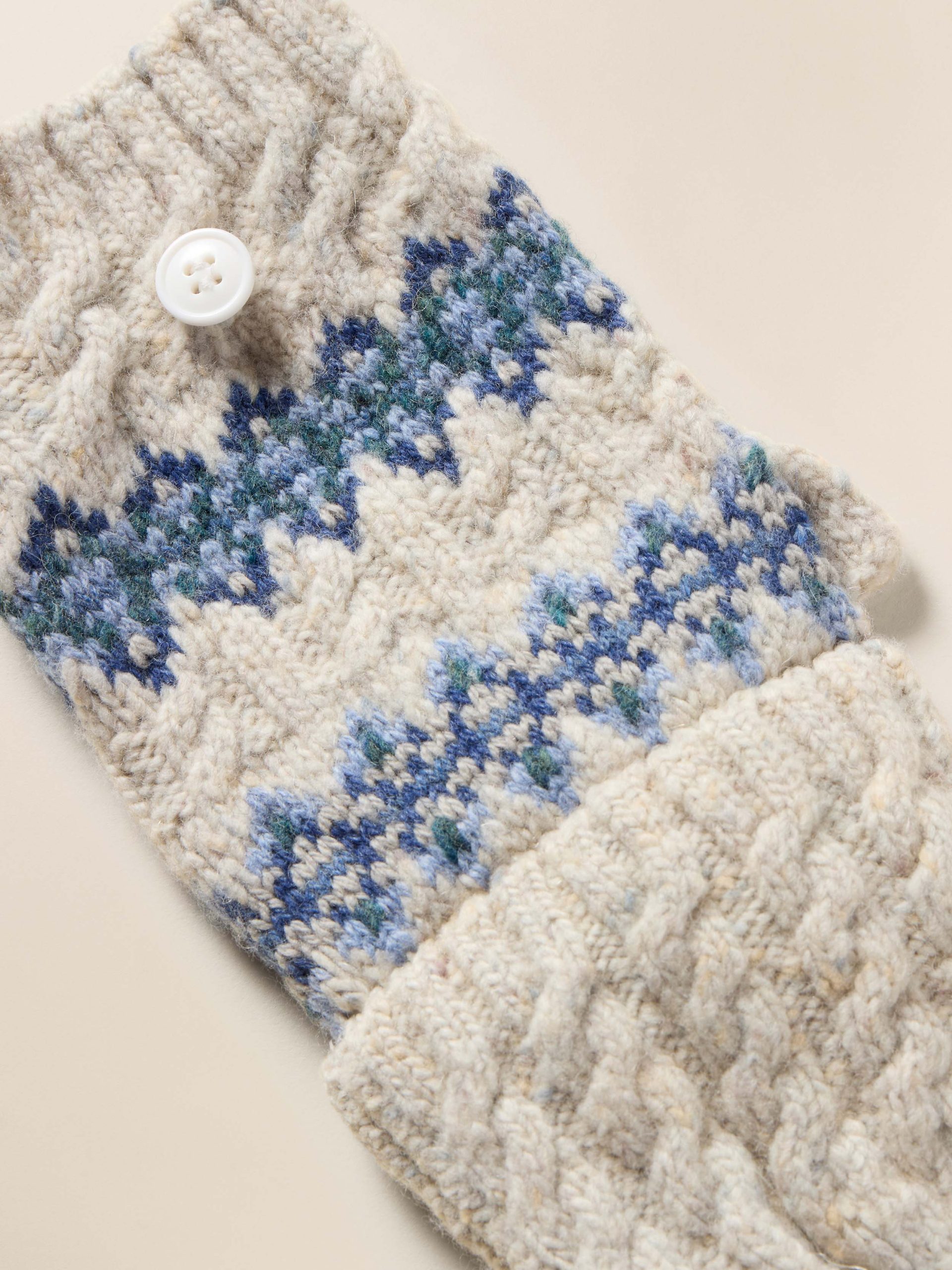 Highland Fairisle Pop Top Mitten - Snow - Image 2