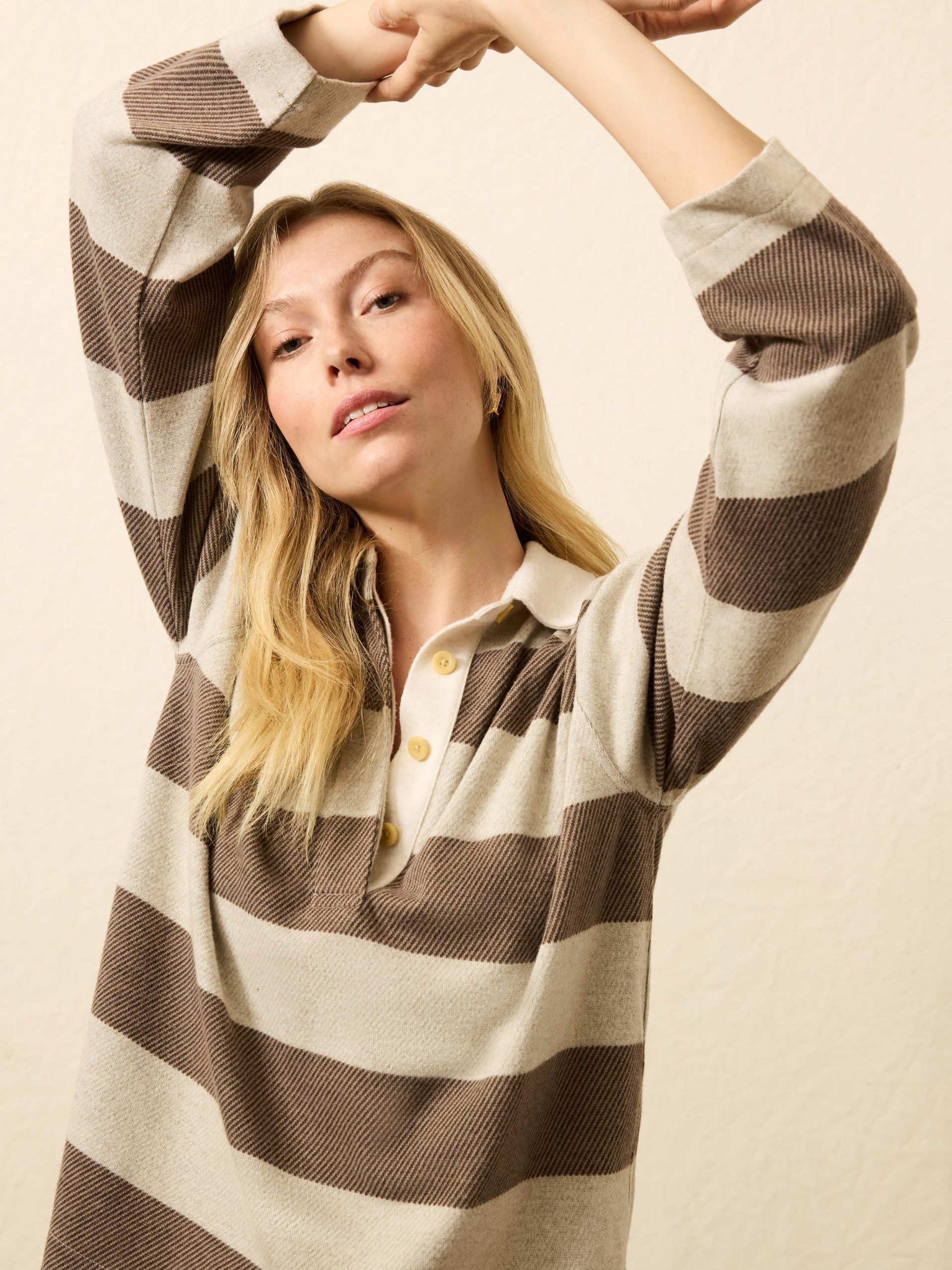 Legend? Sweater Rugby Popover - Mocha Rugby