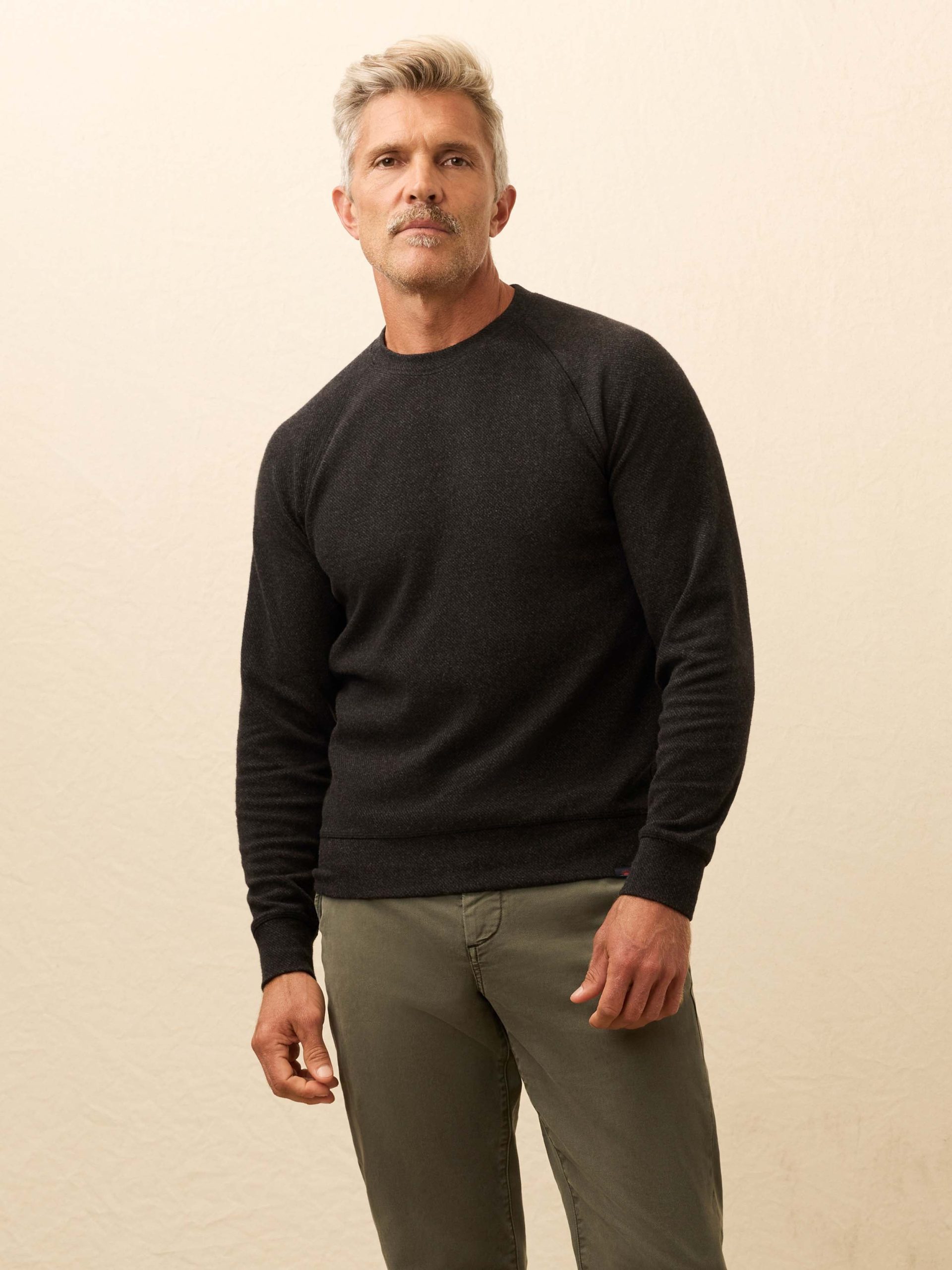 Legend? Sweater Crewneck - Heathered Black Twill