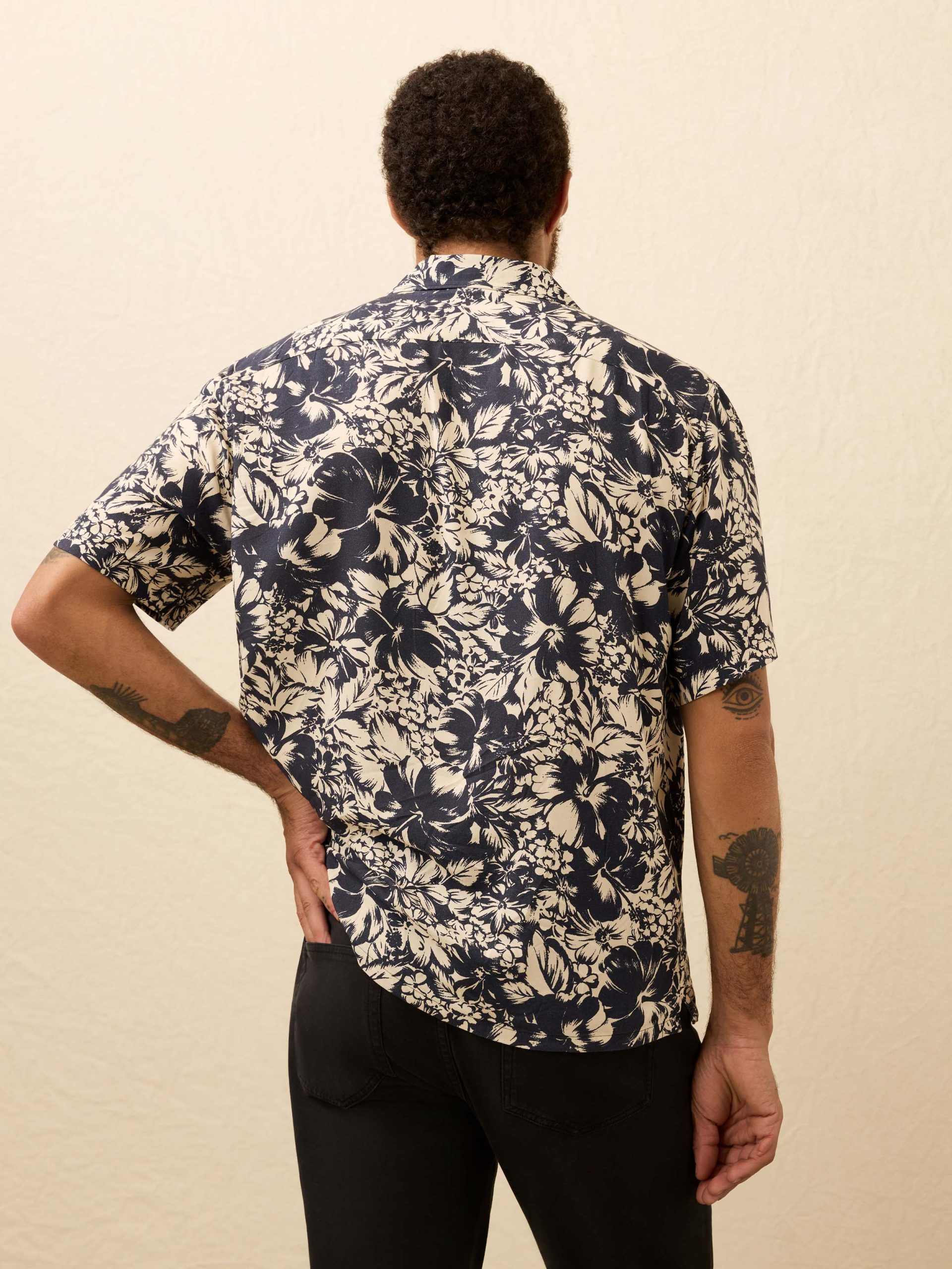 Short-Sleeve Bali Camp Shirt - Fjord Bloom - Image 3