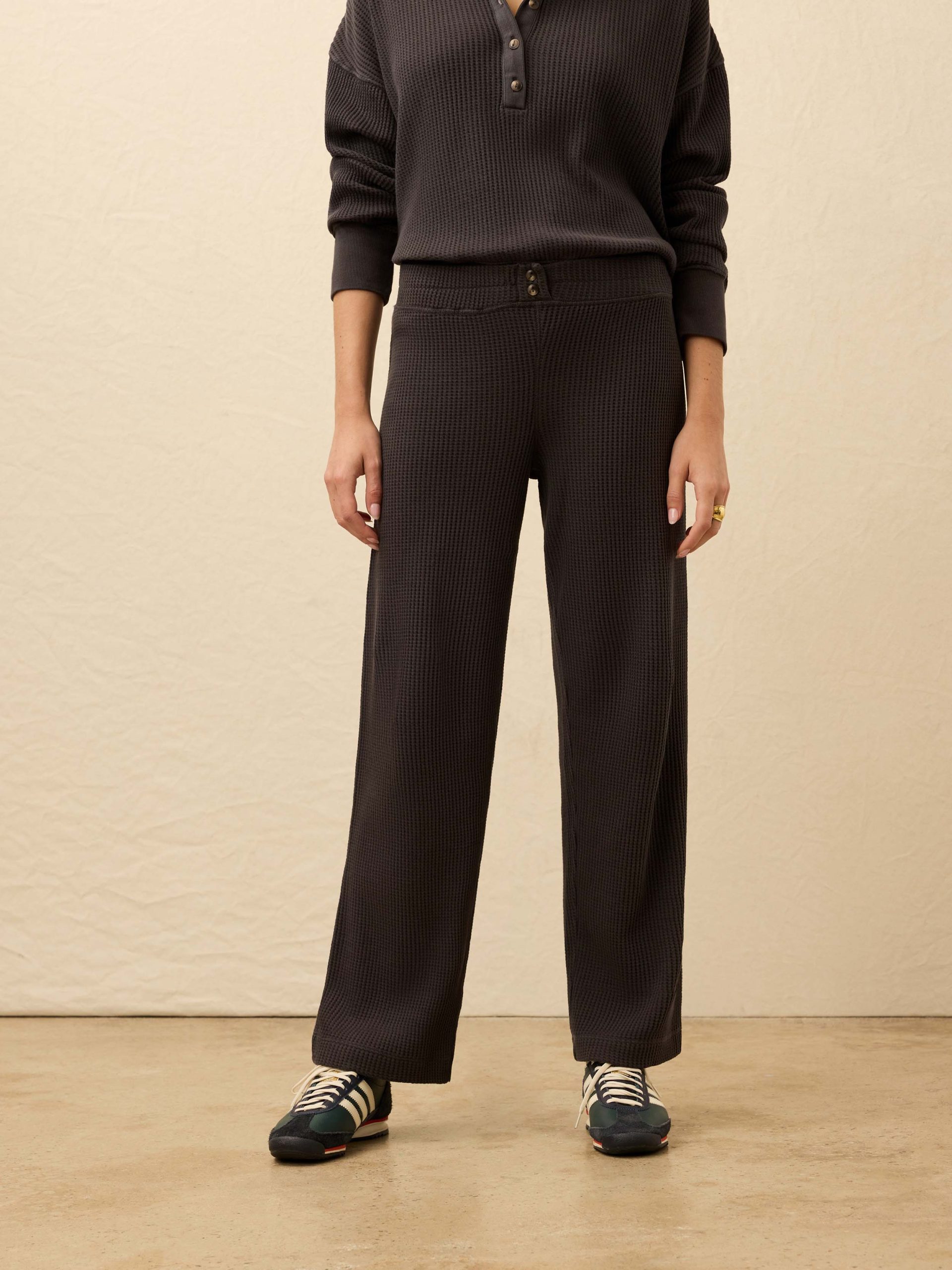 Apr??s Waffle Pant - Washed Black - Image 2