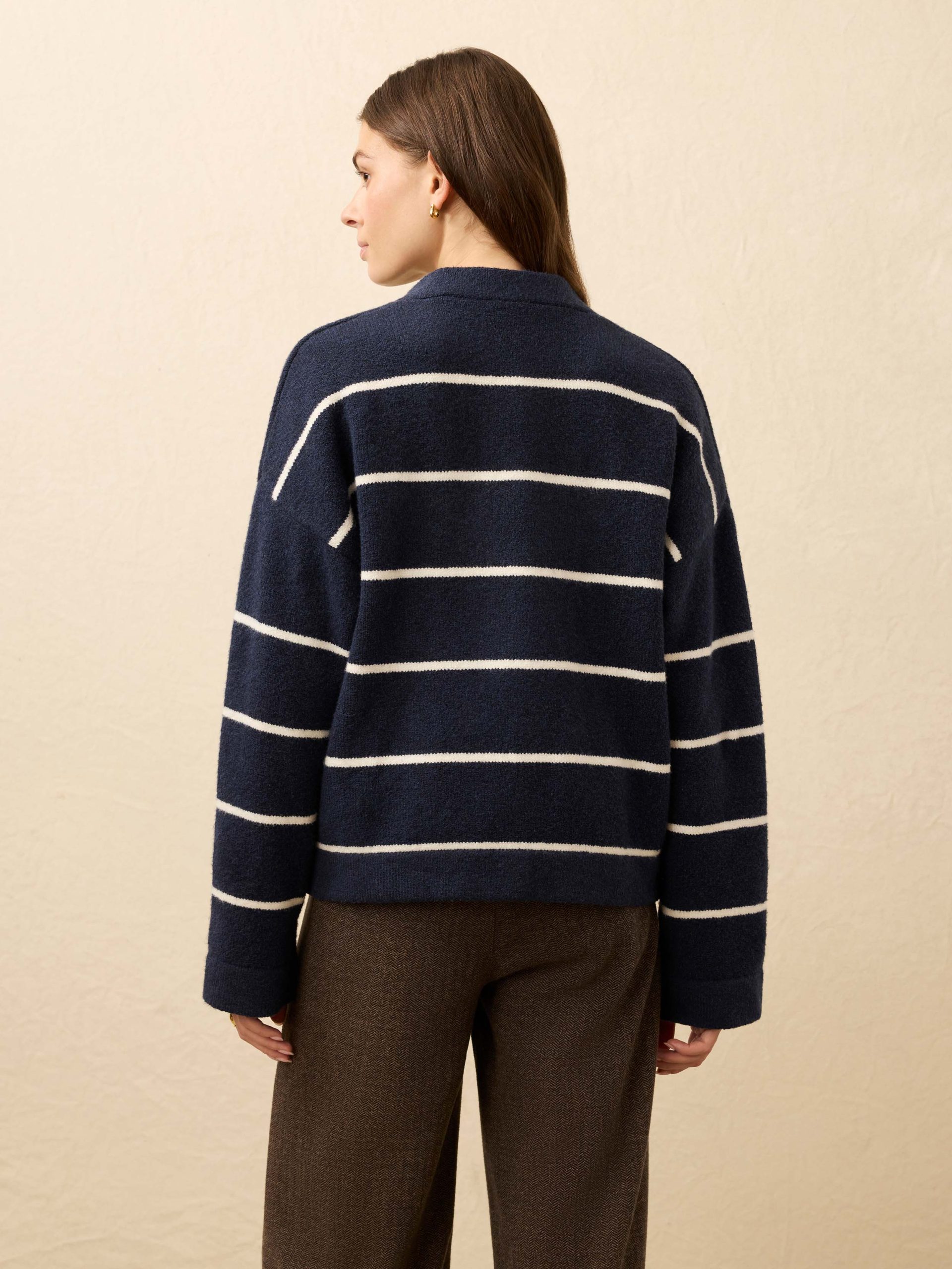 Jackson V Neck Popover - Norman Navy Stripe - Image 4