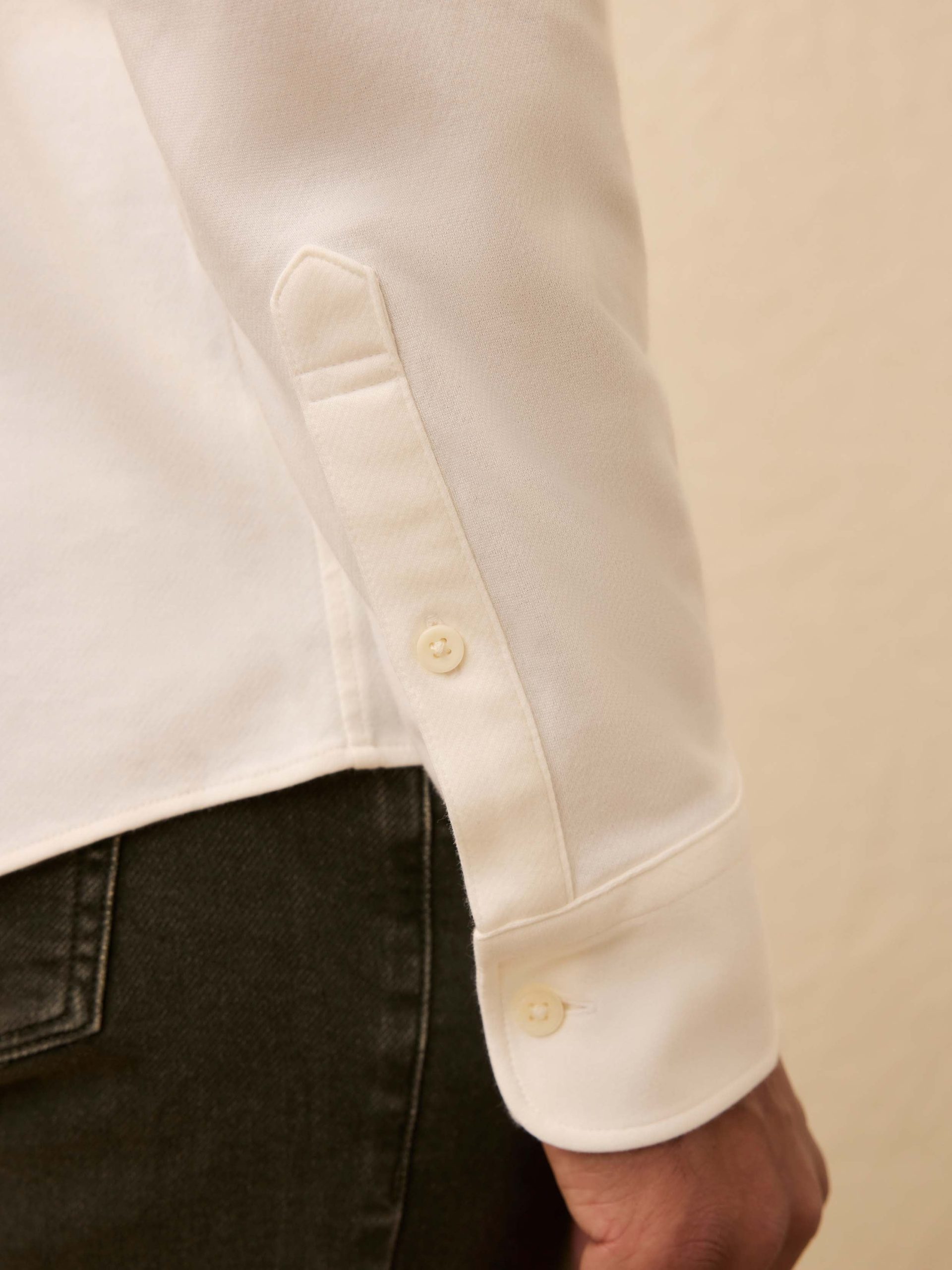 Coastline Knit Shirt - White Wall - Image 3