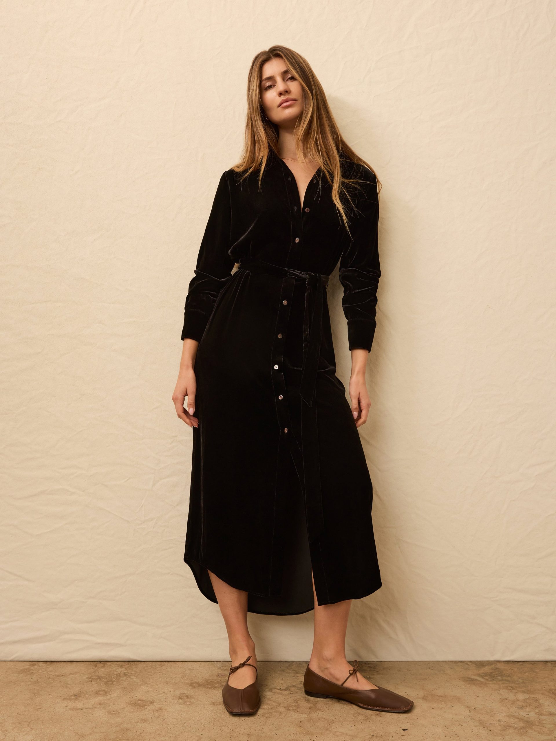 Stretch Silk Velvet Riley Midi Dress - Black