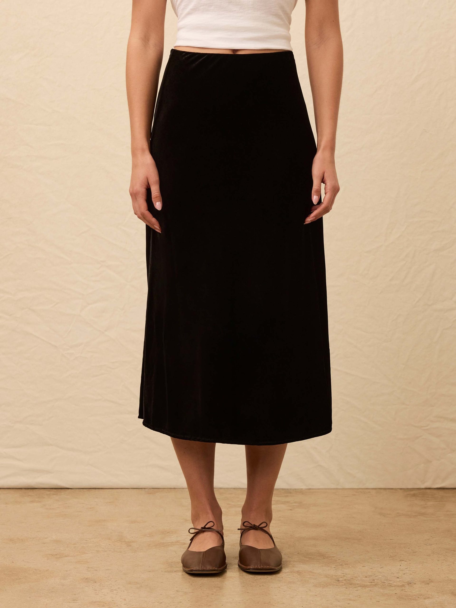 Stretch Silk Velvet Ina Slip Skirt - Black - Image 2