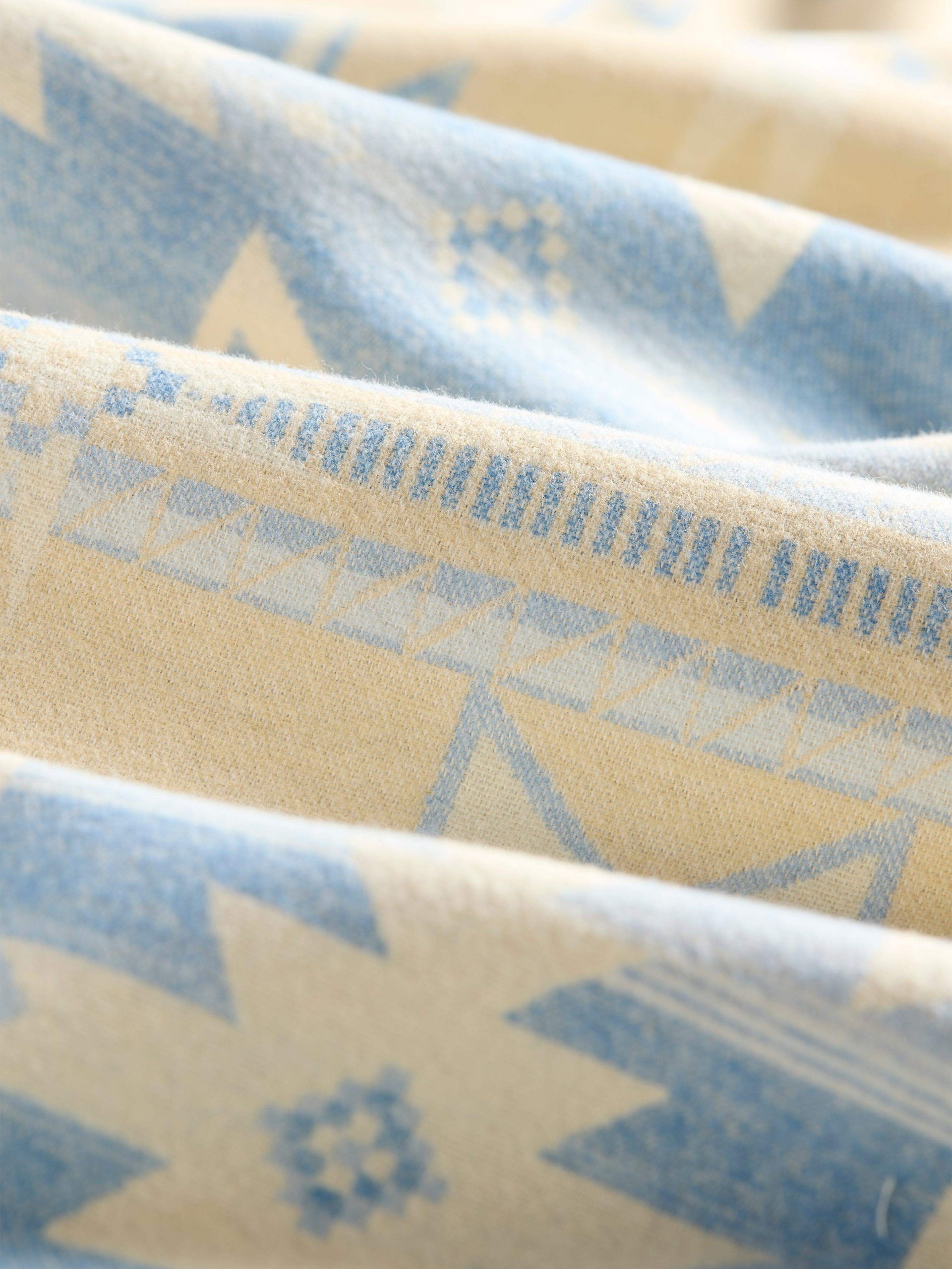 Doug Good Feather Adirondack Blanket - Spring Star Nation - Image 2
