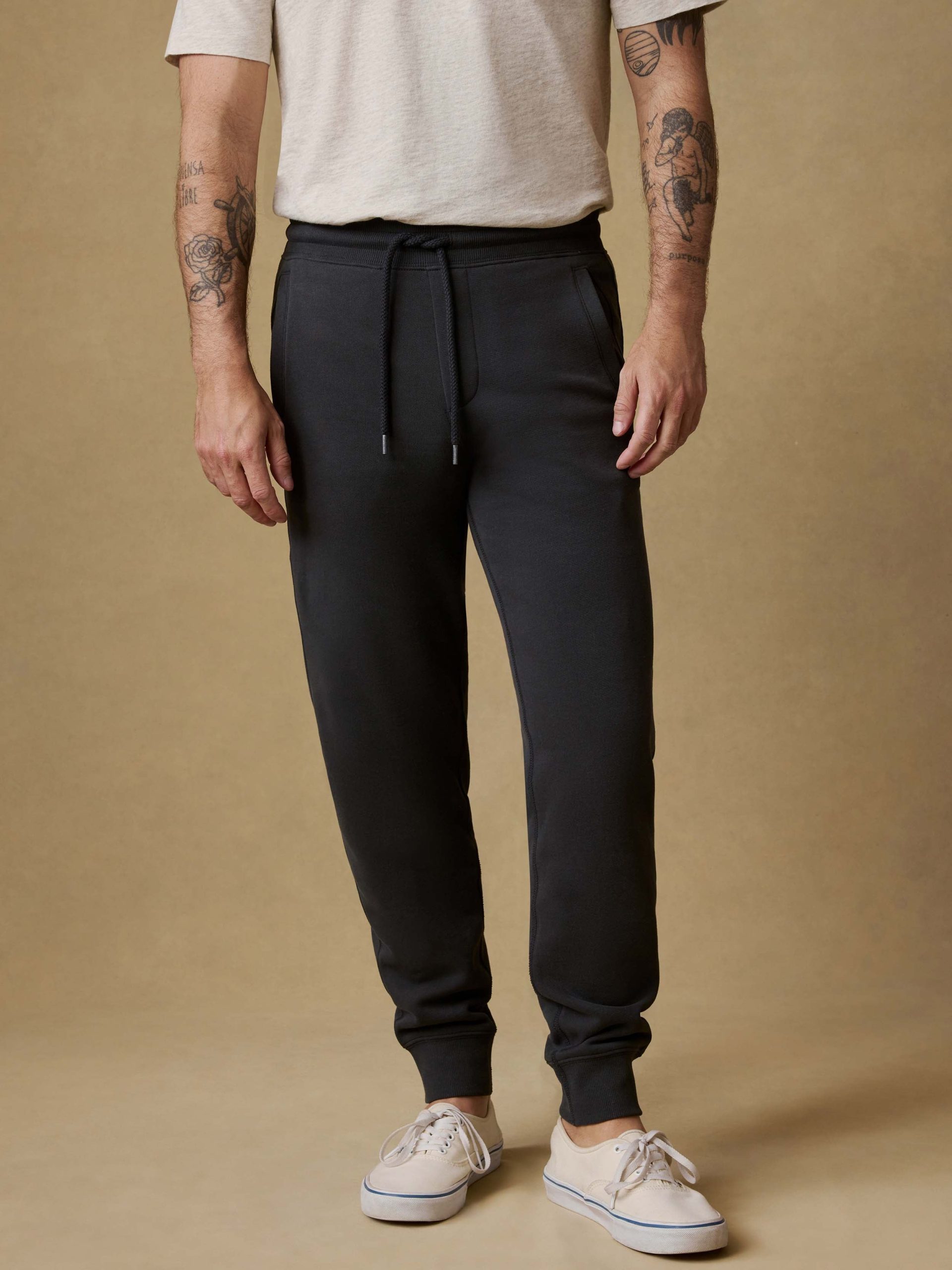High Standard Fleece Sweatpant - Mountain Black