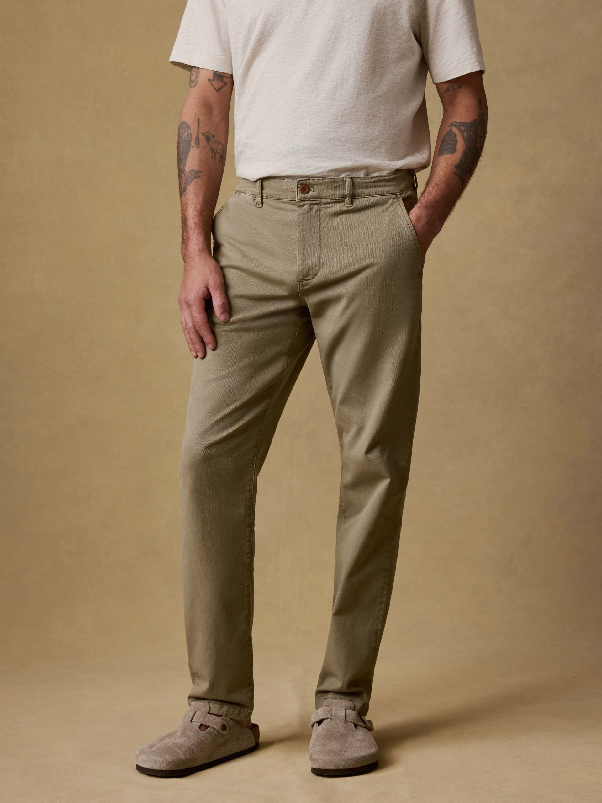 Coastline Stretch Chino - Olive Valley