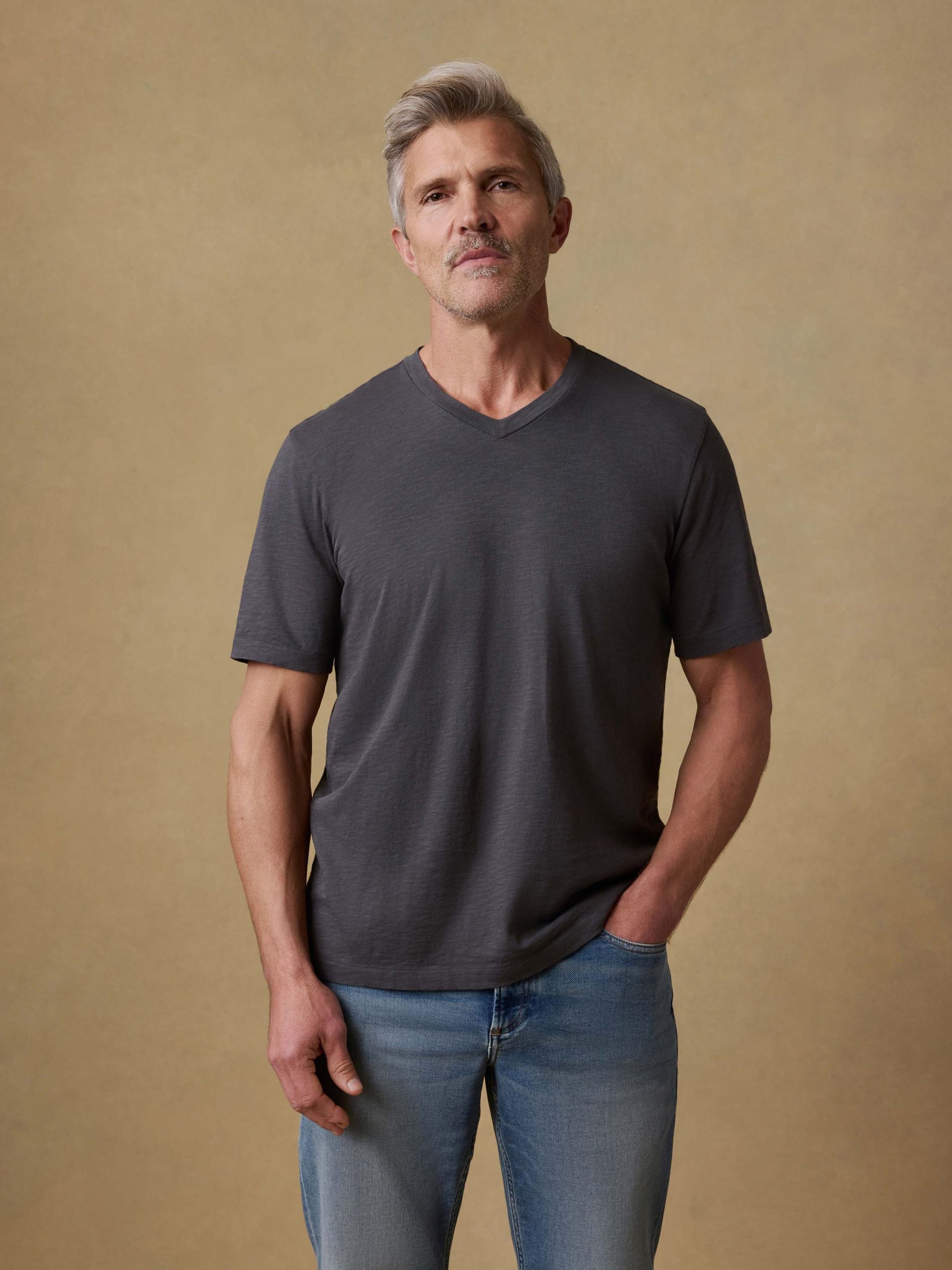 Short-Sleeve Sunwashed Regenerative Cotton V-Neck Tee - Graphite