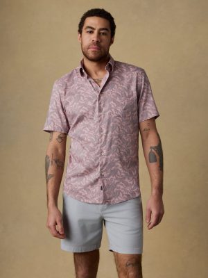 Short-Sleeve Movement? Monterey Shirt - Mauve Tropic Foliage