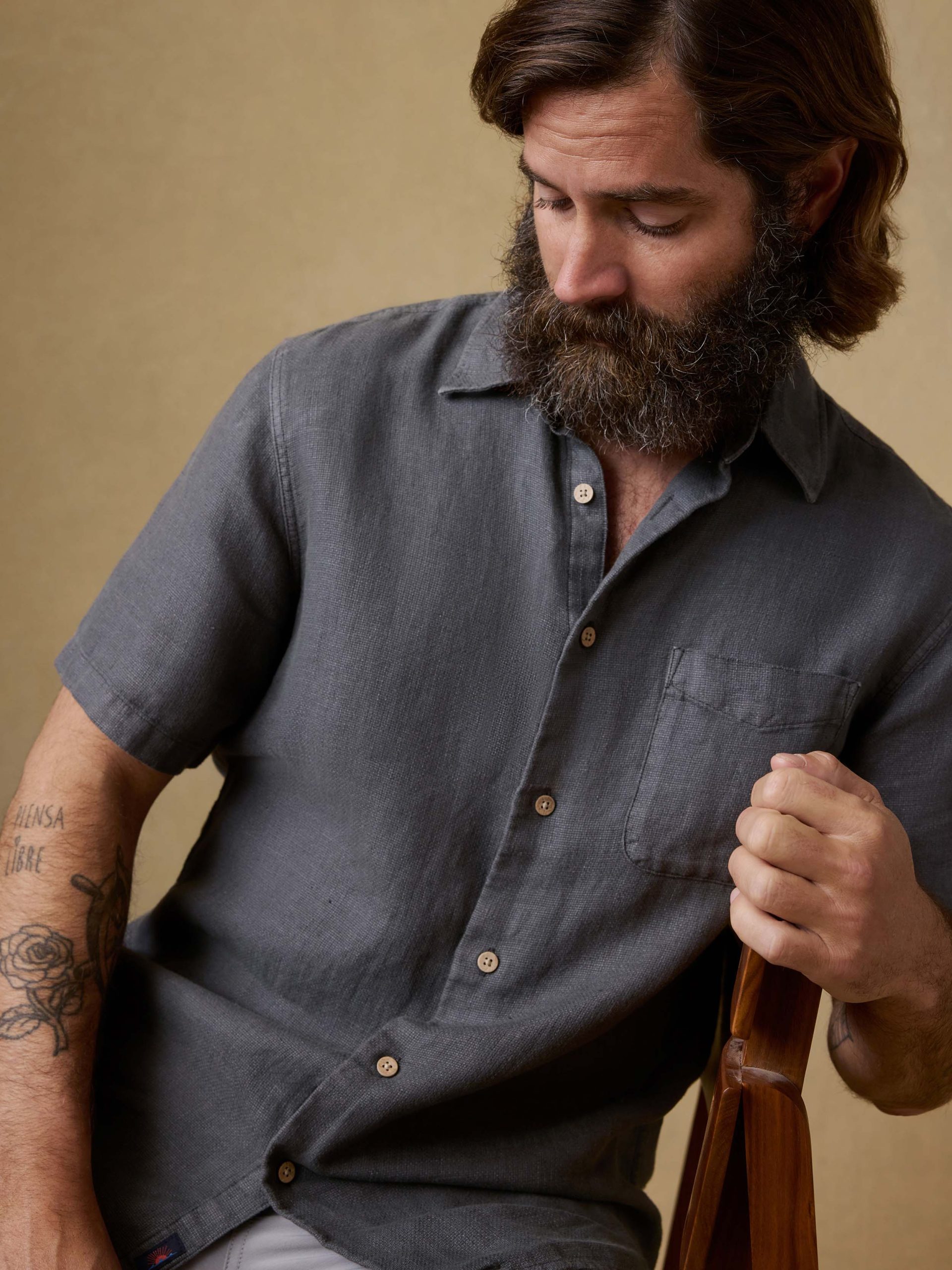 Short-Sleeve Palma Linen Shirt - Washed Black Basketweave - Image 4