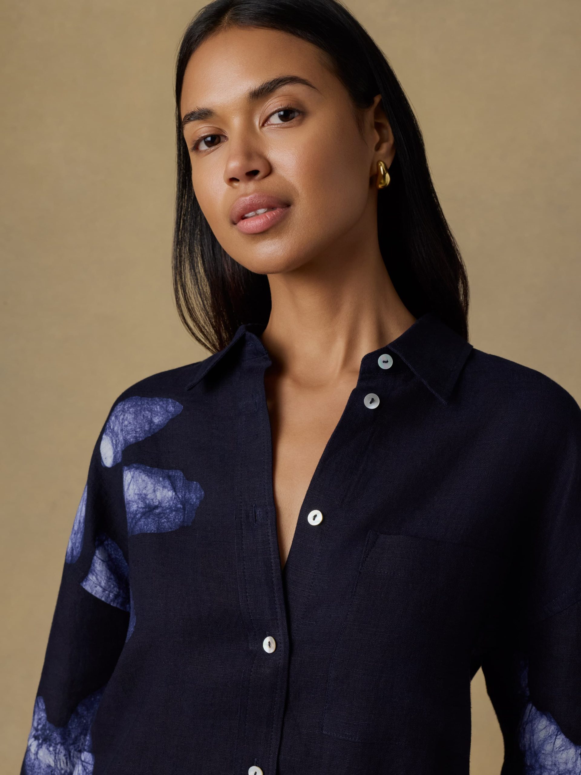 Mia Relaxed Shirt - Midnight Batik Floral - Image 5